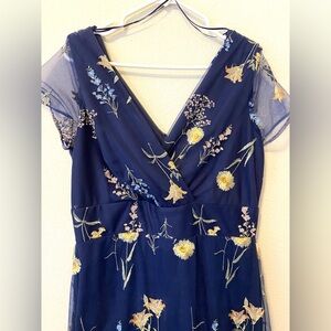 Floral Embroidered Maxi Dress Sz 14 Leslie Fay
